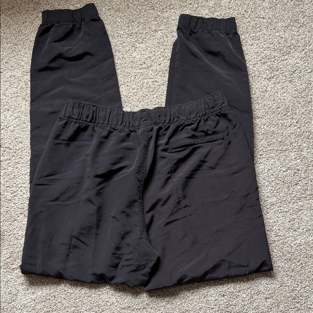 The North Face Womens Black Nylon Elastic Waist Cuffed Active Jogger Pant Medium - Picture 3 of 10